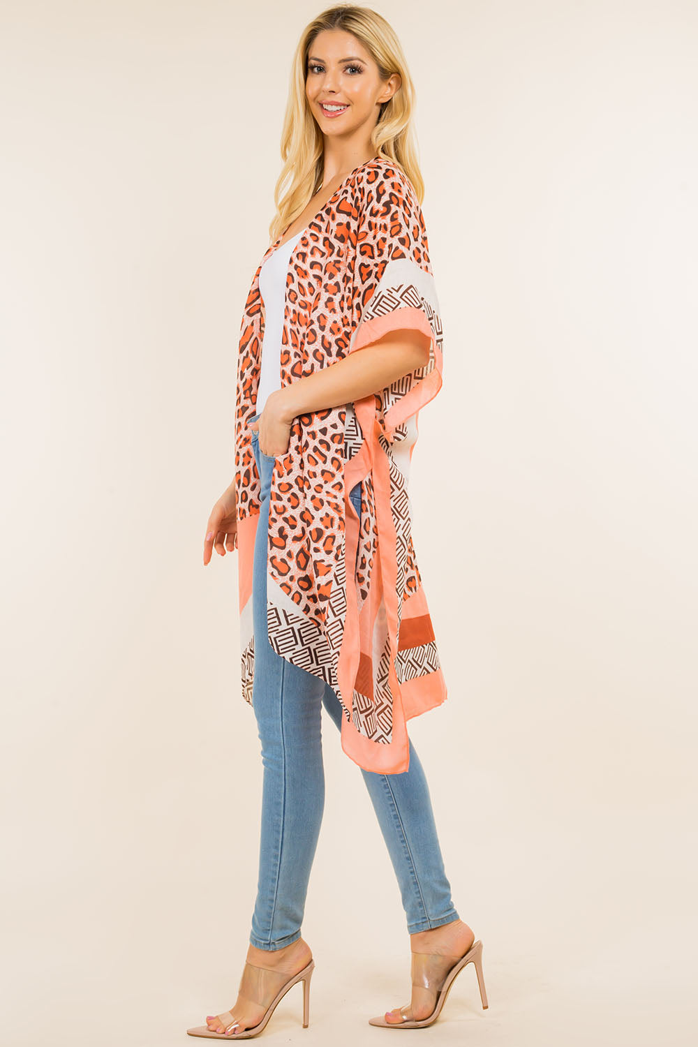KP-0004 leopard geometric design kimono