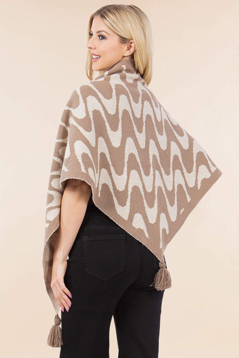 OA-4270 geometric design traingle shawl