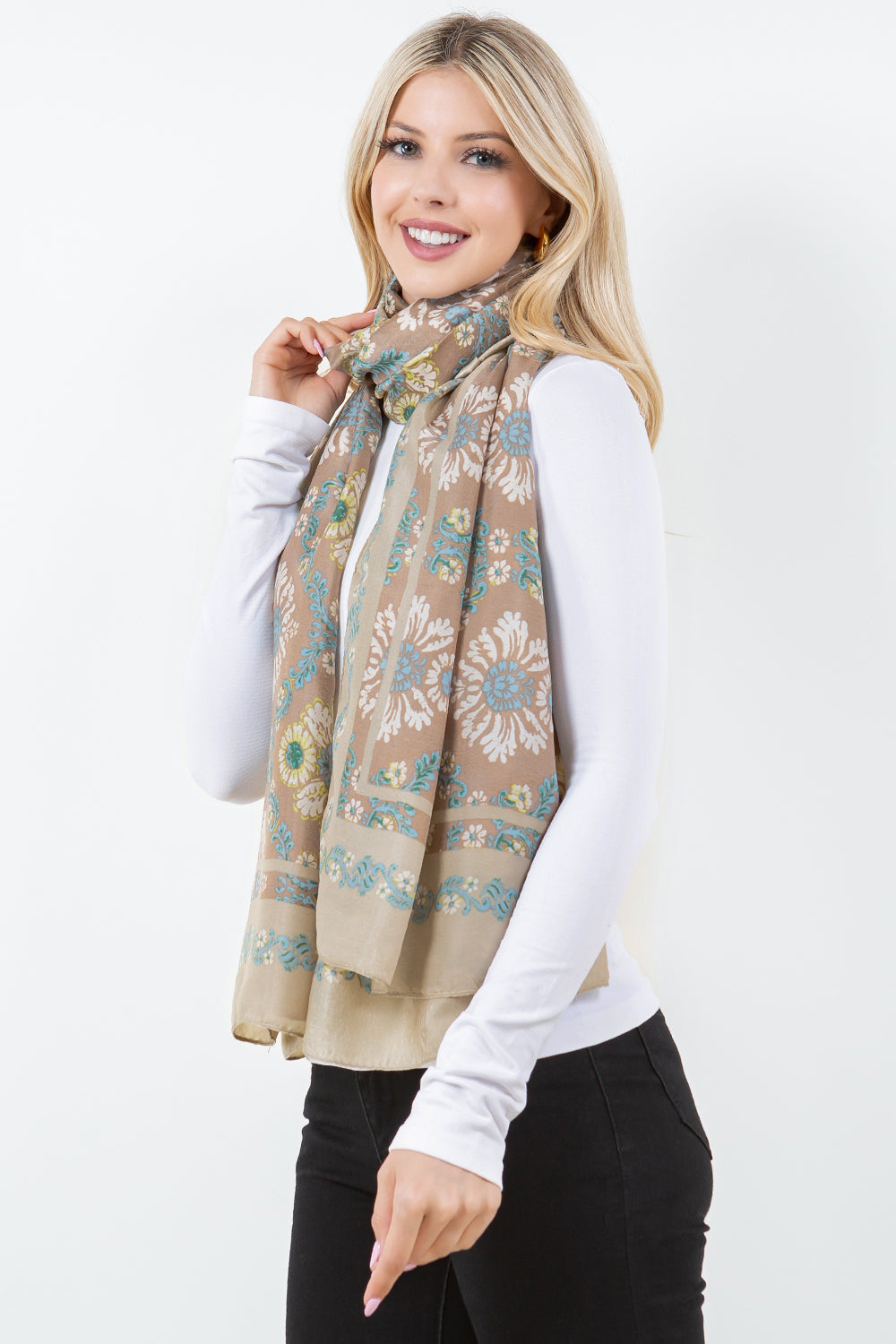 OP-4300 Big Floral Scarf