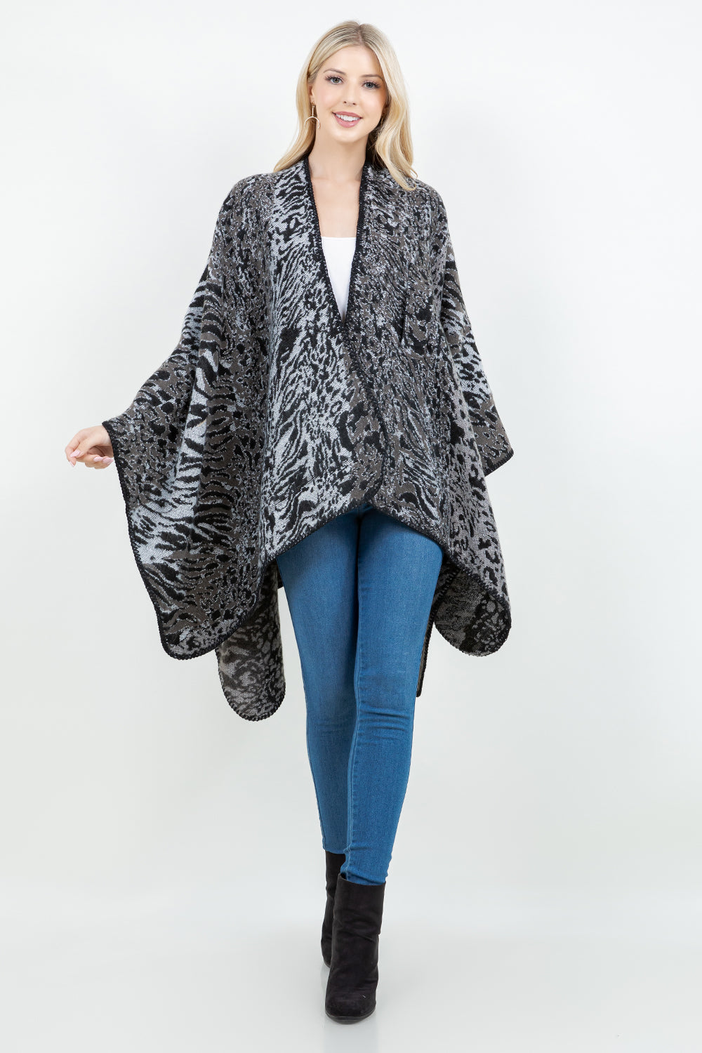SH-4325 Animal Print Design Shawl w/ Loop