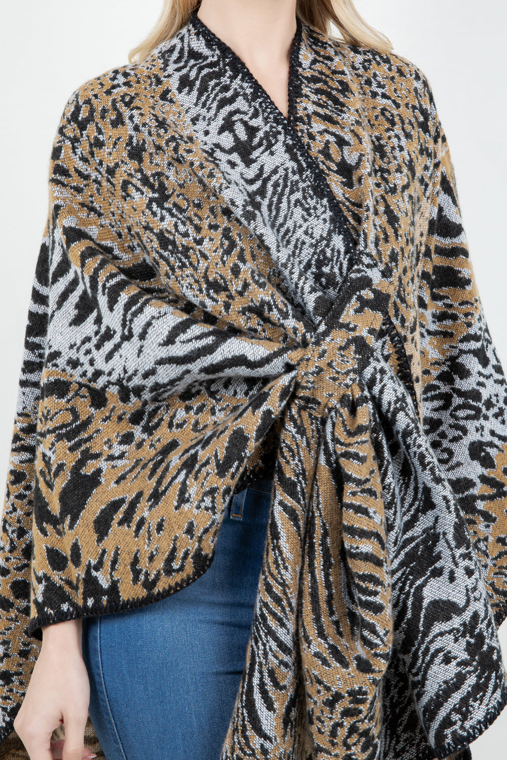 SH-4325 Animal Print Design Shawl w/ Loop