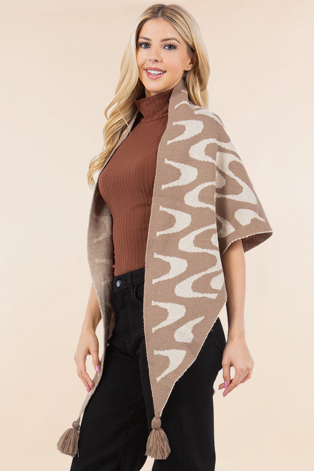 OA-4270 geometric design traingle shawl