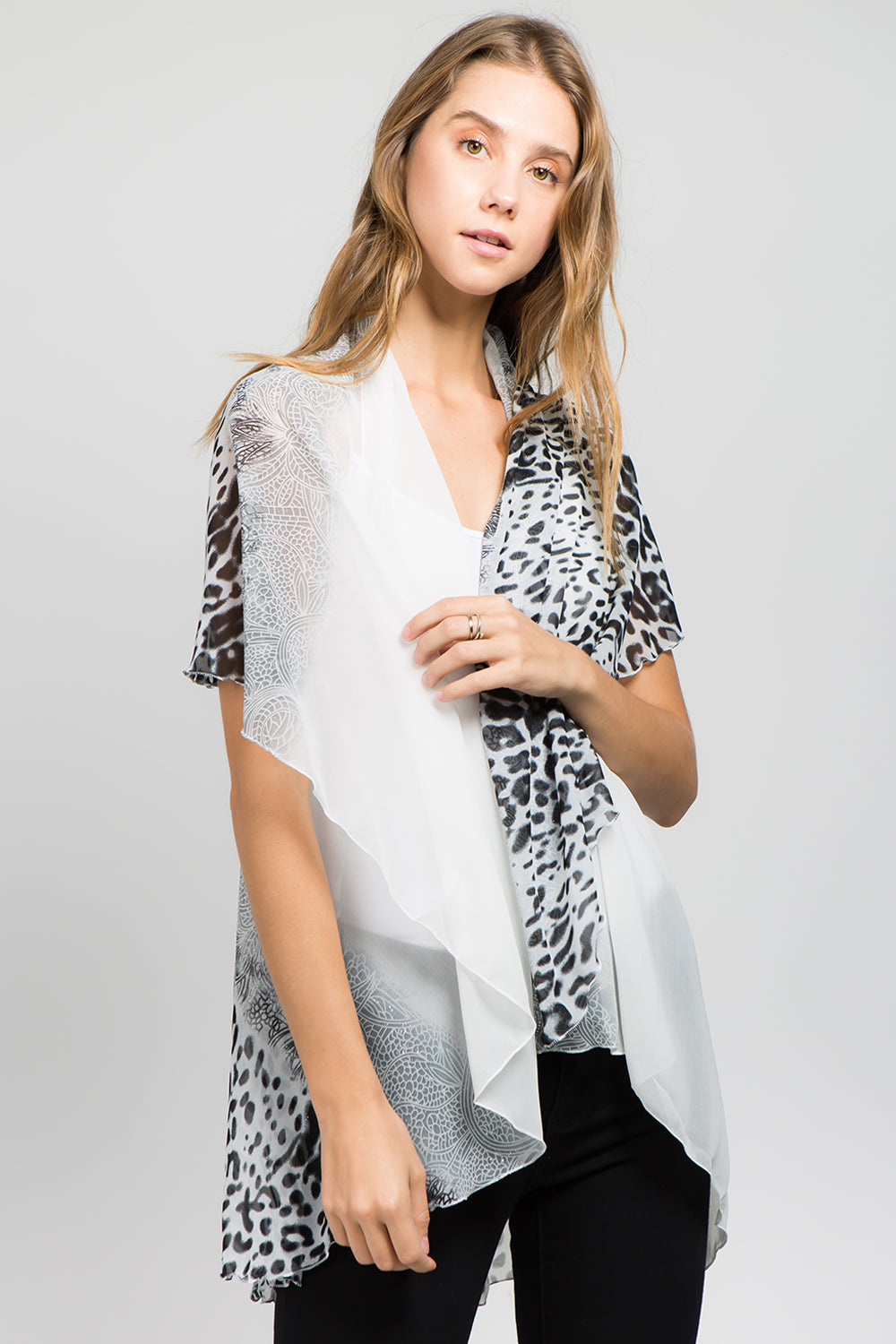 PN-09 leopard & solid vest