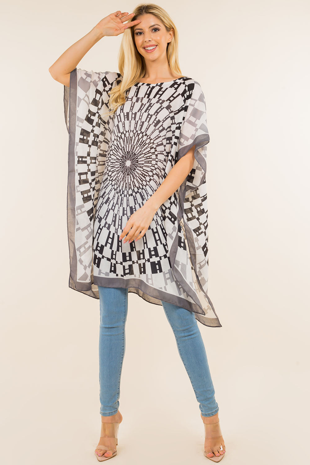 PP-4124 geometric design with border poncho